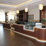 Al Salam Grand Hotel & Resort